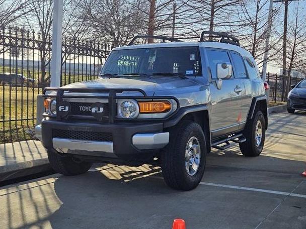 TOYOTA FJ CRUISER 2010 JTEBU4BF0AK070508 image